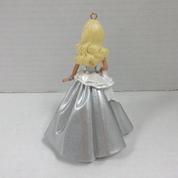 AMERICAN GREETINGS Holiday Barbie Christmas Ornament 25 Anniversary Edition 2013 - Picture 4 of 16